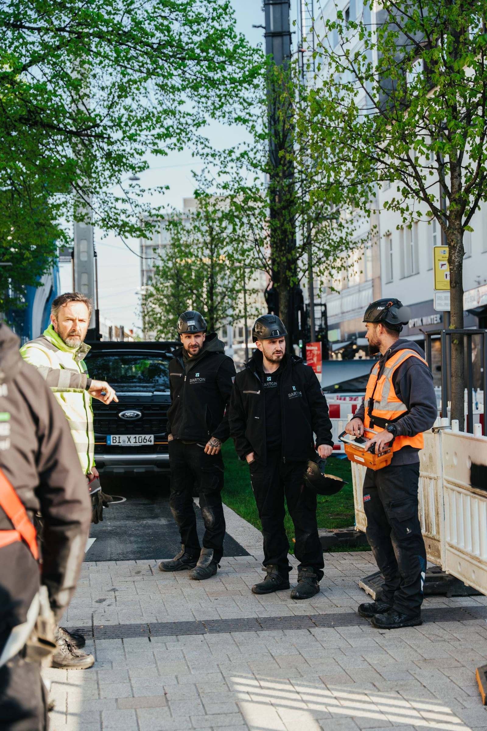 Barton Montageteam auf der Baustelle